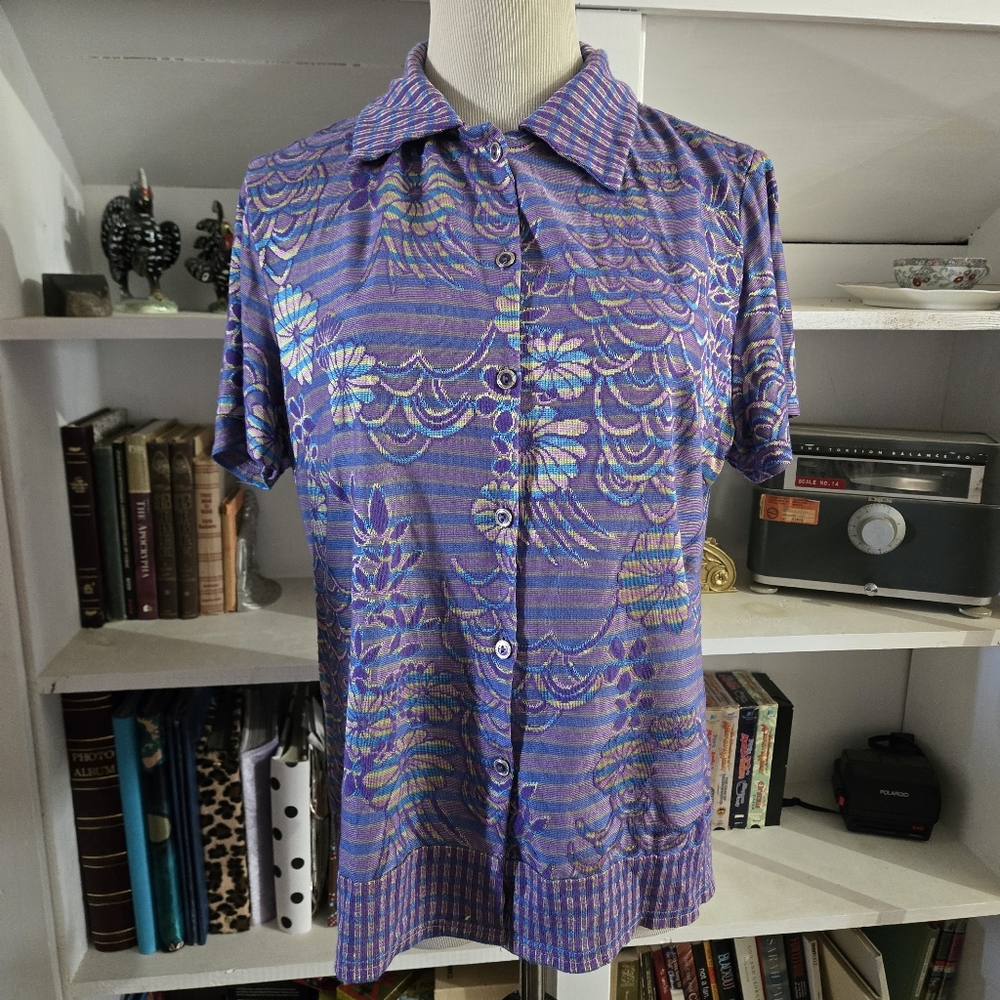 Vintage Iridescent Purple Blue Green Floral Womans Collared Button Down